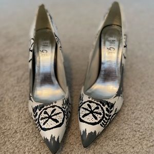 Rouge Helium Colorful 3” Pump